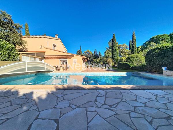 Maison Roquebrune-sur-Argens 6 pièce(s)