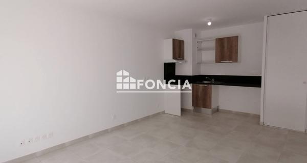 Location Appartement 2 pièces 43.7 m² - Villeneuve-lès-avignon 30400