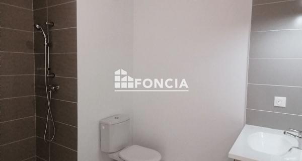 Location Appartement 2 pièces 43.7 m² - Villeneuve-lès-avignon 30400