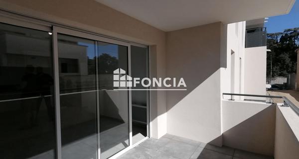 Location Appartement 2 pièces 43.7 m² - Villeneuve-lès-avignon 30400