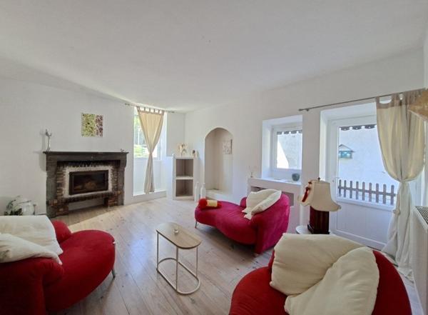 Maison 385 000 € Curienne 9 p 190 m² DPE D