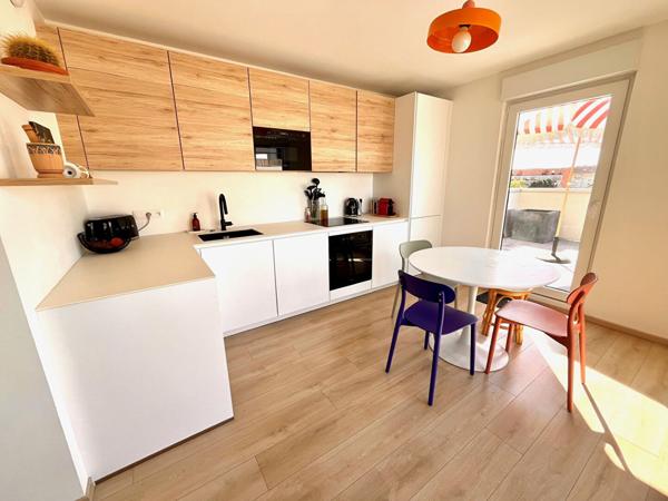 Appartement Metz 5 pièce(s) 99.94 m2