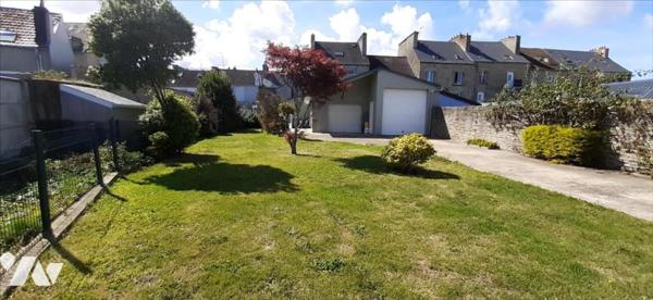 MAISON 4 CHAMBRES EQUEURDREVILLE CENTRE + GARAGE + JARDIN