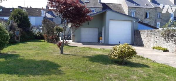 MAISON 4 CHAMBRES EQUEURDREVILLE CENTRE + GARAGE + JARDIN