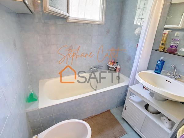 Villa 5P + 3P d'environ 203 m² sur un terrain d'environ 1900 m²