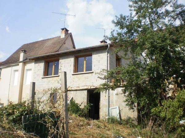 Maison à vendre |  Saint-Germain-des-Prés |  3 pièces | 139 m²