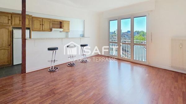 APPARTEMENT LUMINEUX AVEC PARKING