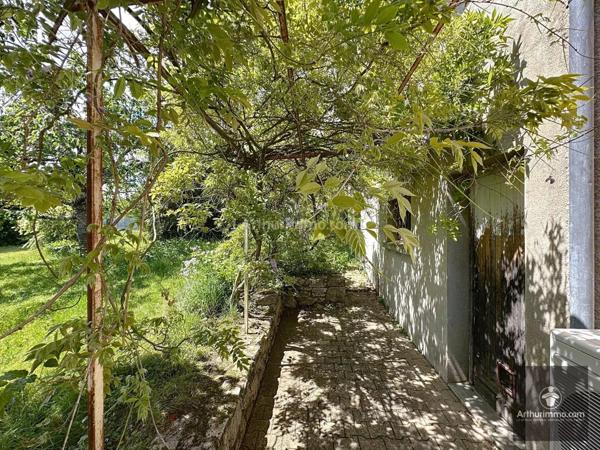 Vente Maison 10 pièces 240 m2 à Renaison