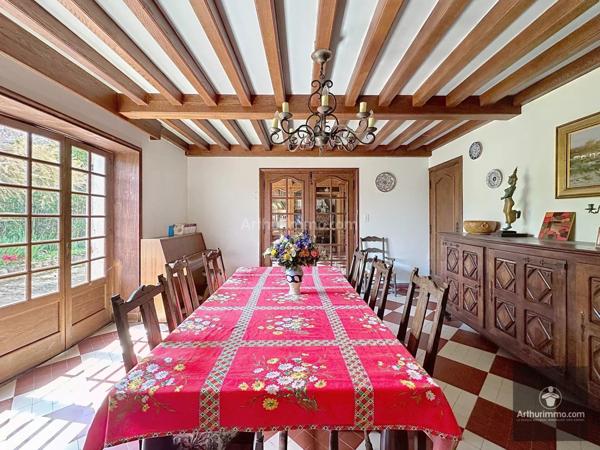 Vente Maison 10 pièces 240 m2 à Renaison