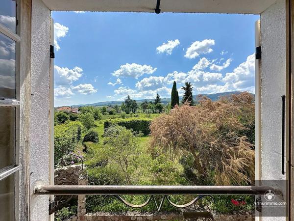 Vente Maison 10 pièces 240 m2 à Renaison