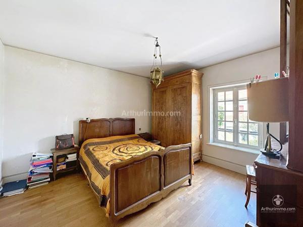 Vente Maison 10 pièces 240 m2 à Renaison