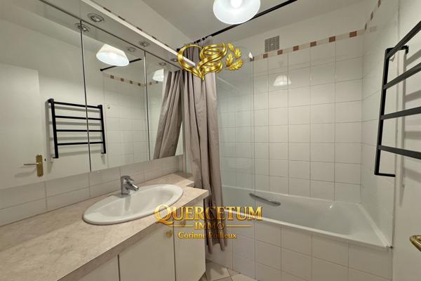Appartement 51.07 m² 2 pièces 1 chambre - parking extérieur - central sur LE CHESNAY