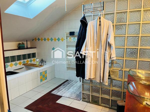 Magnifique appartement et bâtiment de 550m²!