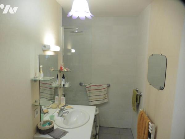 CHATEAUBRIANT, centre, commodités, écoles et commerces à pied, appartement type 3, plus garage