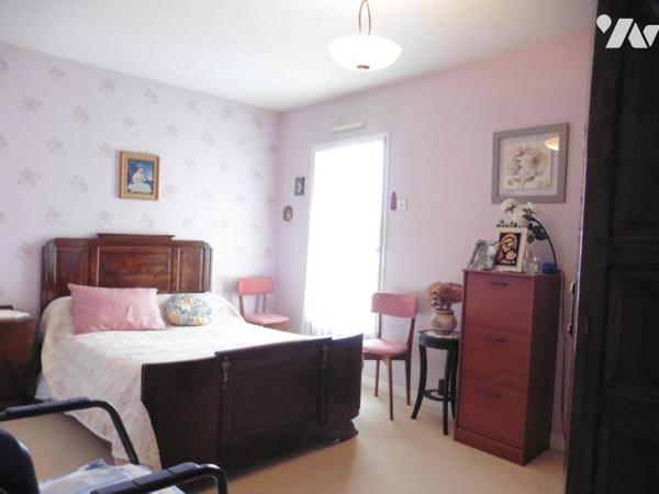 CHATEAUBRIANT, centre, commodités, écoles et commerces à pied, appartement type 3, plus garage