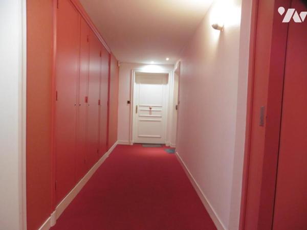 CHATEAUBRIANT, centre, commodités, écoles et commerces à pied, appartement type 3, plus garage