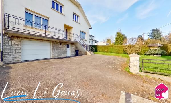 Maison individuelle de 186m² , 6 chambres, 2 garages, grand jardin.