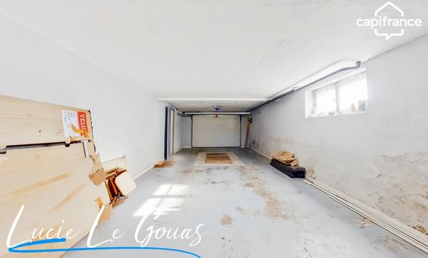 Maison individuelle de 186m² , 6 chambres, 2 garages, grand jardin.