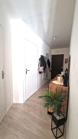 Appartement Mondeville 3 pièce(s) 61.92 m2 ascenseur parking balcon