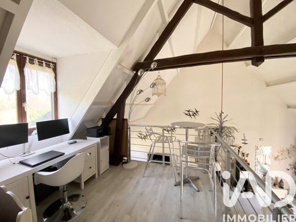 Maison à vendre 7 pièces 178 m² Saint-Fargeau-Ponthierry