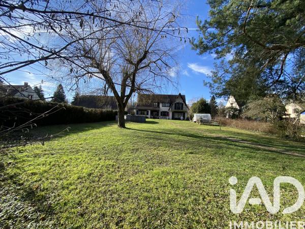 Maison à vendre 7 pièces 178 m² Saint-Fargeau-Ponthierry