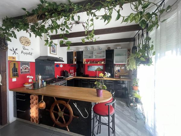 Maison à vendre  6 pièces - 140,90 m2 MONTPON MENESTEROL - 24