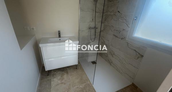Location Maison 5 pièces 131 m² - Vienne 38200