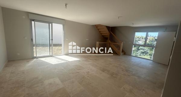 Location Maison 5 pièces 131 m² - Vienne 38200