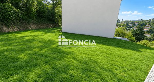 Location Maison 5 pièces 131 m² - Vienne 38200