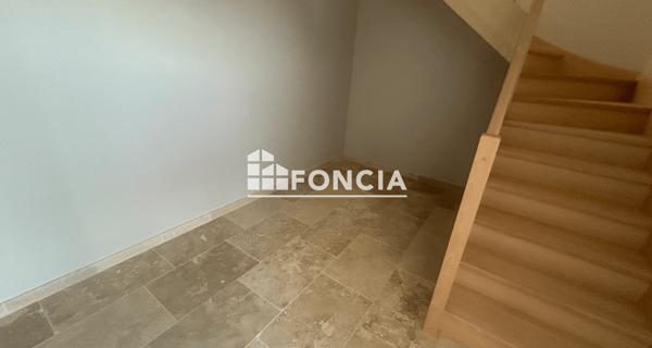 Location Maison 5 pièces 131 m² - Vienne 38200