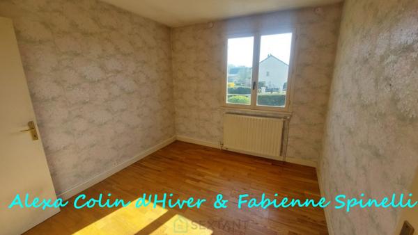 Pavillon PLAIN PIEDS 4 chambres sur sous-sol total à Vailly