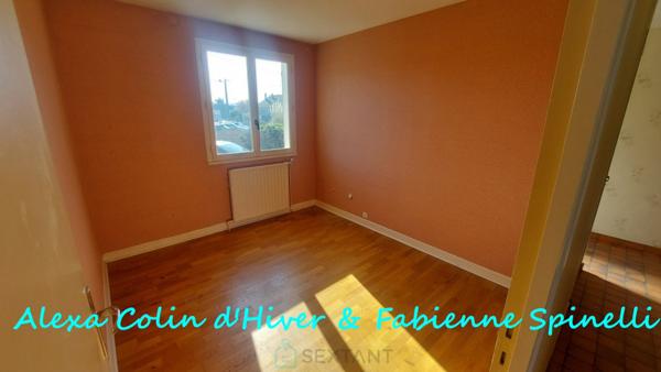 Pavillon PLAIN PIEDS 4 chambres sur sous-sol total à Vailly