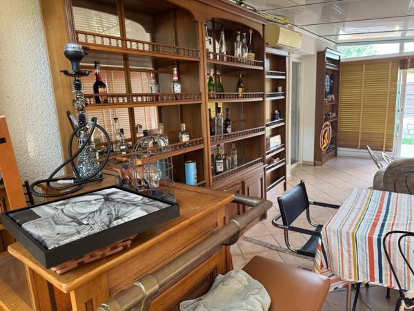 LES MIQUELOTS PROCHE COMMODITES ET ECOLES