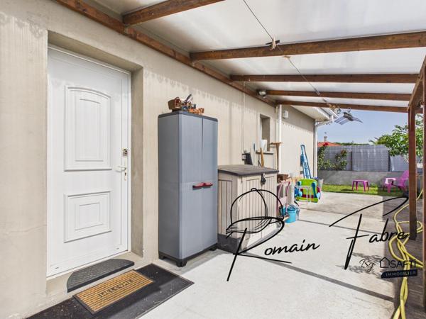 Maison familiale avec 6 chambres en double habitation dans un quartier calme