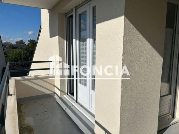 Location Appartement 2 pièces 47.3 m² - 4 RUE GEORGES POMPIDOU Orleans 45100