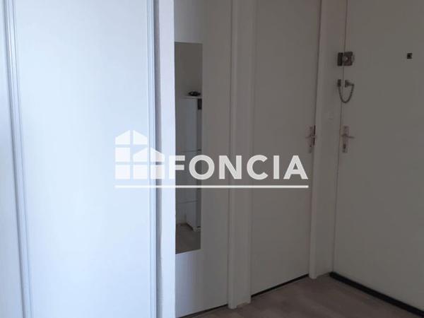 Location Appartement 2 pièces 47.3 m² - 4 RUE GEORGES POMPIDOU Orleans 45100