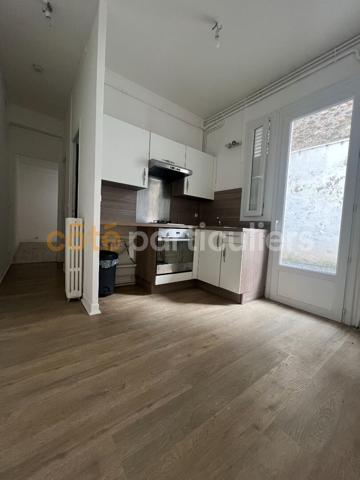 Vente
                Appartement42 m² - 2 Pièces -
                    TARBES (65000)