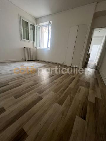 Vente
                Appartement42 m² - 2 Pièces -
                    TARBES (65000)