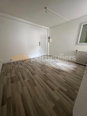 Vente
                Appartement42 m² - 2 Pièces -
                    TARBES (65000)