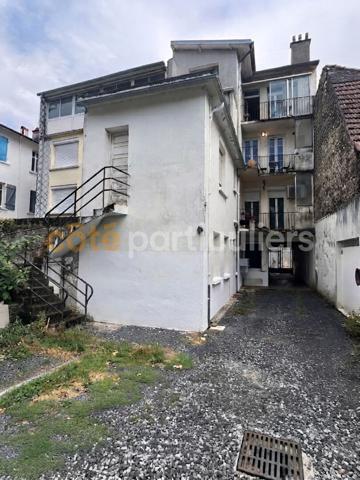 Vente
                Appartement42 m² - 2 Pièces -
                    TARBES (65000)