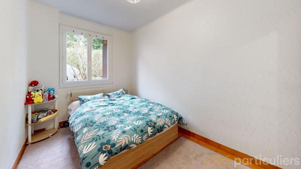 Vente
                Immeuble85 m² - 4 Pièces -
                    RODEZ (12000)