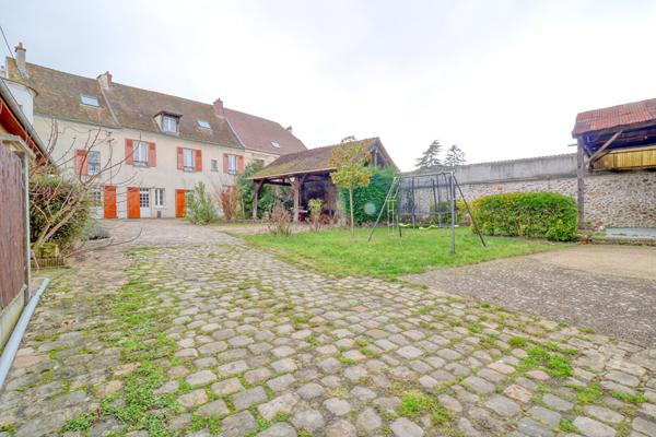 Maison Wissous 8 pièces - 263m² habitables - 5 chambres