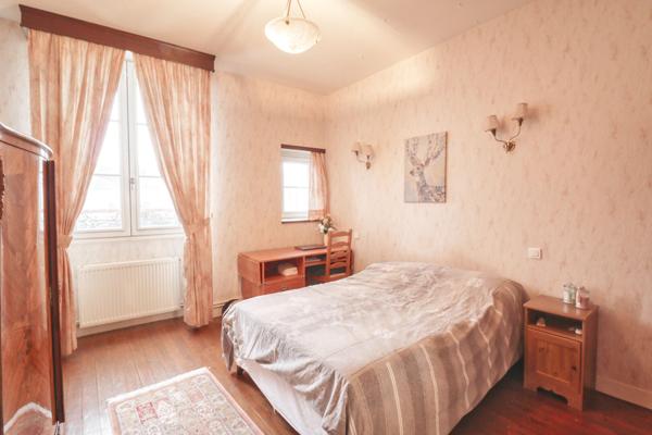 Maison Wissous 8 pièces - 263m² habitables - 5 chambres