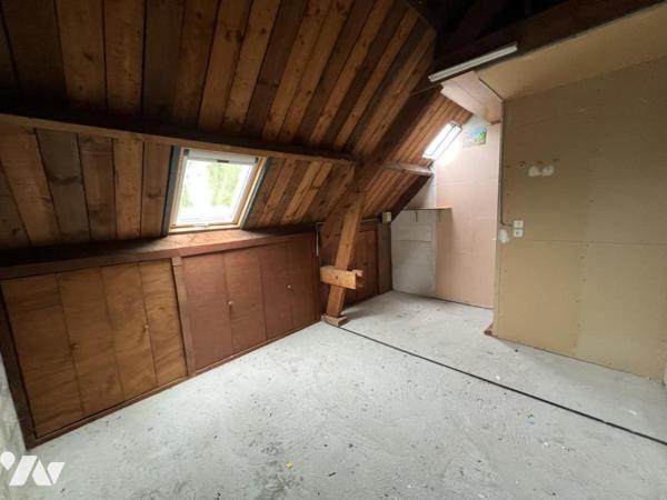 PORT LOUIS maison de 161 M² habitable sur environ 272 M² de terrain (prévoir travaux)