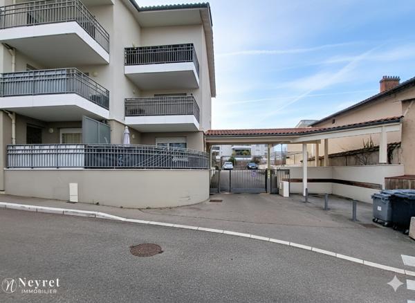 Rare, T2 de 41,69 m² dans une résidence standing avec garage et place de parking en sous sol sécurisée