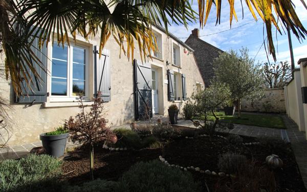 Maison à vendre    6 pièces • 136 m2 Jouy-le-Châtel