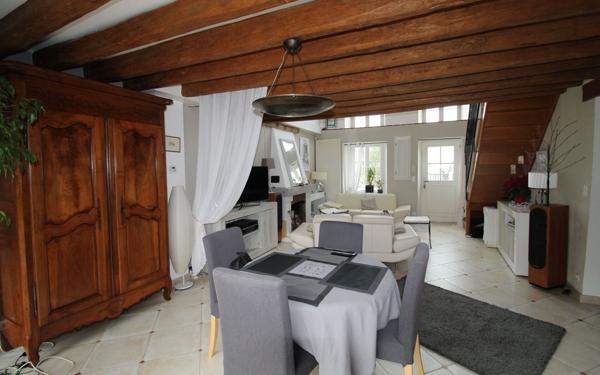 Maison à vendre    6 pièces • 136 m2 Jouy-le-Châtel