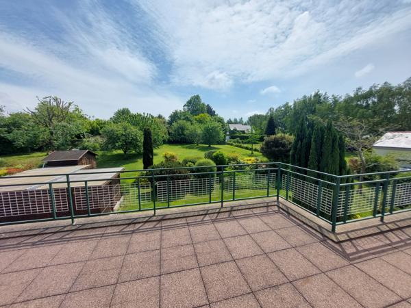 La Chapelle-sur-Erdre (44240) Belle demeure dans un domaine privé