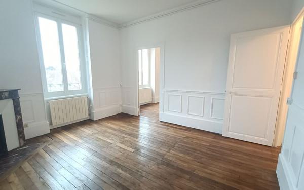 Appartement à louer    3 pièces •  Nevers
