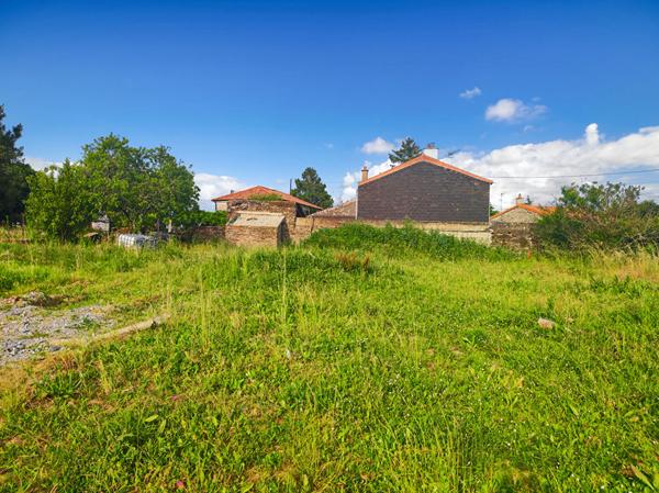 Terrain constructible de plus de 600m²